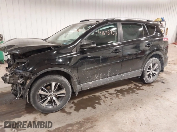 2018 Toyota RAV4 XLE with VIN 2T3RFREV3JW817989, listed as a IAAI auction lot 41636957 with 182,265 mi miles. Bid and sale history available at carsss.com. Image 18.