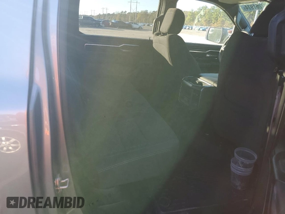 2025 Ram 1500 Big Horn with VIN 1C6RREFG2SN530885, listed as a Copart auction lot 87261914 with 3,814 mi miles and Salvage title. Bid and sale history available at DreamBid. Image 10.