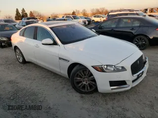 2017 Jaguar XF 35t Premium with VIN SAJBD4BV2HCY32514, listed as a Copart auction lot 87969435 with 118,142 mi miles and Salvage Title. Bid and sale history available at carsss.com. Image 4.