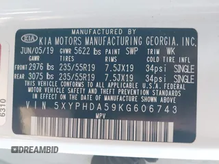 2019 Kia Sorento EX z VIN 5XYPHDA59KG606743, wystawiony jako IAAI lot #42110881 z przebiegiem 98 614 mil mil oraz . Historia ofert i sprzedaży dostępna na DreamBid. Obrazek 9.