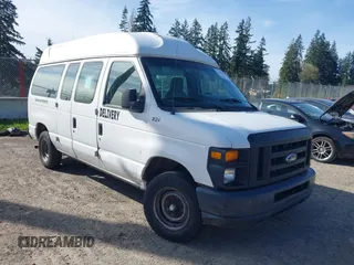 2011 Ford Econoline Cargo Commercial z VIN 1FTNE1EW0BDB11766, wystawiony jako IAAI lot #41948043 z przebiegiem 573 437 mil mil oraz . Historia ofert i sprzedaży dostępna na DreamBid. Obrazek 1.