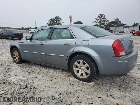 2007 Chrysler 300 Signature with VIN 2C3KA53G77H892253, listed as a Copart auction lot 69872244 with 132,136 mi miles and Salvage Title. Bid and sale history available at carsss.com. Image 2.