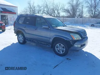 2007 Lexus GX 470 with VIN JTJBT20X470139936, listed as a IAAI auction lot 41507026 with 225,723 mi miles. Bid and sale history available at carsss.com. Image 1.