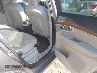 2017 Volvo XC90 Inscription with VIN YV4A22PL3H1179969, listed as a IAAI auction lot 40649647 with 122,400 mi miles. Bid and sale history available at carsss.com. Image 8.