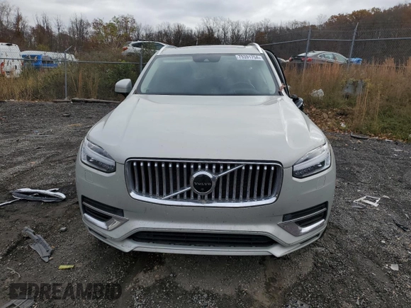 2021 Volvo XC90 Inscription Expression with VIN YV4BR0CL6M1747927, listed as a Copart auction lot 79391754 with 62,975 mi miles and Salvage Title. Bid and sale history available at carsss.com. Image 5.