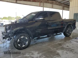 2019 Ram 1500 Big Horn z VIN 1C6RREFT9KN819971, wystawiony jako Copart lot #55819825 z przebiegiem 134 666 mil mil oraz Nie do naprawy • Non repairable. Historia ofert i sprzedaży dostępna na DreamBid. Obrazek 1.
