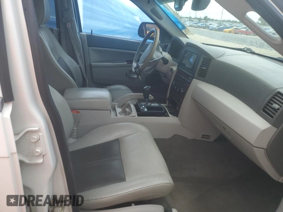 2007 Jeep Grand Cherokee Limited with VIN 1J8HR58267C610403, listed as a Copart auction lot 60759045 with 158,878 mi miles and Salvage title. Bid and sale history available at DreamBid. Image 7.
