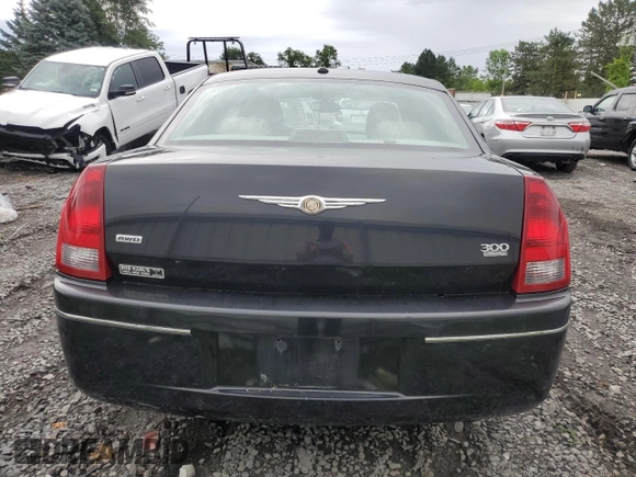 2007 Chrysler 300 Touring with VIN 2C3LK53G57H771707, listed as a Copart auction lot 66577154 with 127,614 mi miles and Clean Title. Bid and sale history available at carsss.com. Image 6.