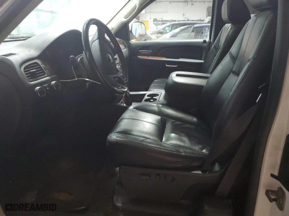2009 Chevrolet Silverado 1500 LTZ with VIN 1GCEK390X9Z277364, listed as a Copart auction lot 84702604 with 187,325 mi miles and Clean Title. Bid and sale history available at carsss.com. Image 7.