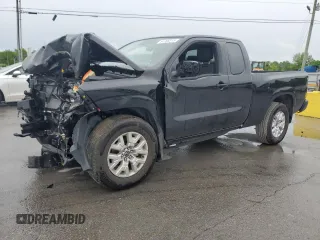 2024 Nissan Frontier SV z VIN 1N6ED1CM1RN673133, wystawiony jako Copart lot #54768315 z przebiegiem 3 871 mil mil oraz Szkoda całkowita • Salvage title. Historia ofert i sprzedaży dostępna na DreamBid. Obrazek 1.