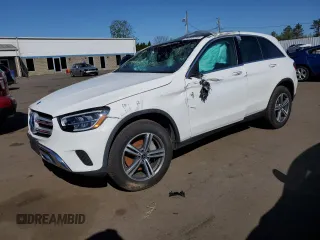 2020 Mercedes-Benz GLC 300 z VIN WDC0G8EB0LF715022, wystawiony jako Copart lot #54675145 z przebiegiem Nie podano mil oraz Czysty tytuł • Clean title. Historia ofert i sprzedaży dostępna na DreamBid. Obrazek 1.