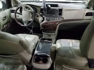 2011 Toyota Sienna XLE AAS с VIN 5TDYK3DC5BS005469, выставлен на аукционе Copart как лот 47701095 с пробегом 199 334 миль миль и На запчасти • Non repairable. История ставок и продаж доступна на DreamBid. Изображение 8.