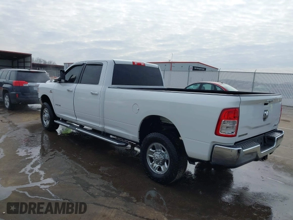 2019 Ram 2500 Big Horn with VIN 3C6UR5JL5KG703032, listed as a IAAI auction lot 41700190 with 90,215 mi miles. Bid and sale history available at carsss.com. Image 3.