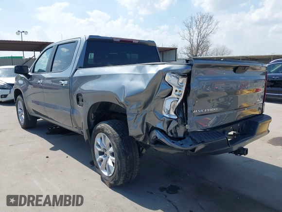 2020 Chevrolet Silverado 1500 Custom with VIN 3GCPWBEH0LG230256, listed as a IAAI auction lot 41883052 with 120,177 mi miles. Bid and sale history available at carsss.com. Image 6.
