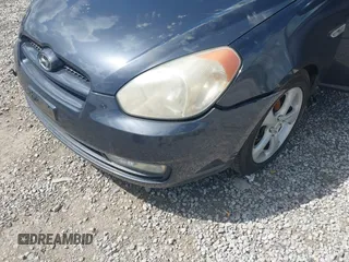 2008 Hyundai Accent SE z VIN KMHCN36C28U063313, wystawiony jako IAAI lot #42241892 z przebiegiem 147 097 mil mil oraz . Historia ofert i sprzedaży dostępna na DreamBid. Obrazek 12.