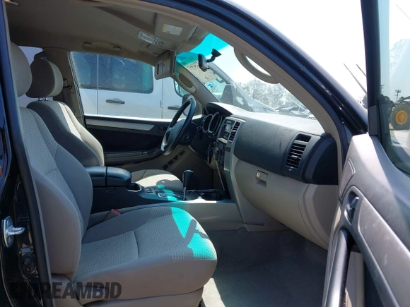 2006 Toyota 4Runner SR5 z VIN JTEZU14R760079505, wystawiony jako IAAI lot #42343953 z przebiegiem 245 351 mil mil oraz . Historia ofert i sprzedaży dostępna na DreamBid. Obrazek 5.