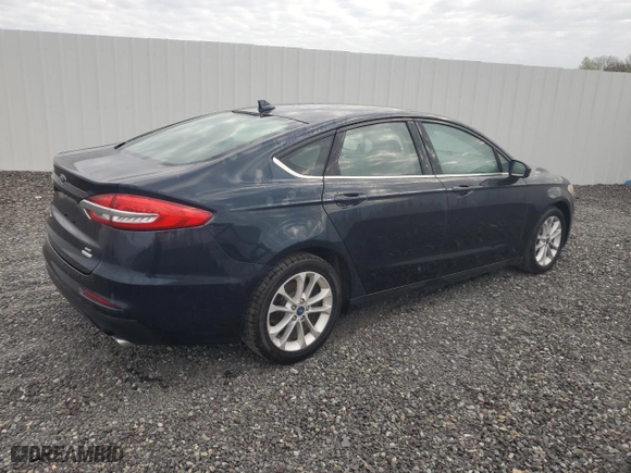 2020 Ford Fusion SE with VIN 3FA6P0HD2LR165149, listed as a Copart auction lot 52956875 with 107,805 mi miles and Clean Title. Bid and sale history available at carsss.com. Image 3.