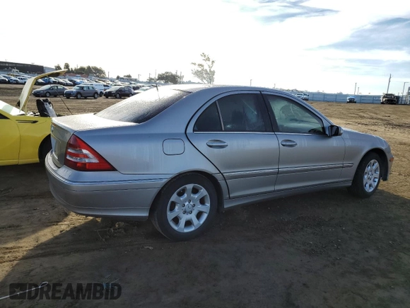2005 Mercedes-Benz C 240 with VIN WDBRF61J45A741882, listed as a Copart auction lot 87228244 with 94,595 mi miles and Salvage Title. Bid and sale history available at DreamBid. Image 3.