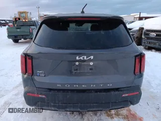 2022 Kia Sorento LX z VIN 5XYRGDLC6NG100959, wystawiony jako Copart lot #88527785 z przebiegiem 68 110 mil mil oraz Szkoda całkowita • Salvage title. Historia ofert i sprzedaży dostępna na DreamBid. Obrazek 6.