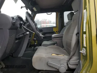 2007 Jeep Wrangler Unlimited Rubicon с VIN 1J4GA691X7L145737, выставлен на аукционе Copart как лот 86277914 с пробегом 285 624 миль миль и Списание • Salvage title. История ставок и продаж доступна на DreamBid. Изображение 7.