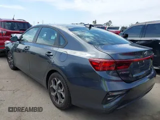 2020 Kia Forte LXS with VIN 3KPF24AD9LE165263, listed as a IAAI auction lot 41808794 with 71,217 mi miles. Bid and sale history available at carsss.com. Image 3.