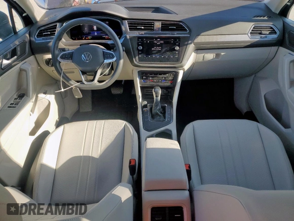 2022 Volkswagen Tiguan SE with VIN 3VV3B7AX2NM024334, listed as a Copart auction lot 52183095 with 26,849 mi miles and Salvage Title. Bid and sale history available at DreamBid. Image 8.