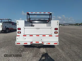2016 Ford F-250 XL с VIN 1FD7X2B62GEC87423, выставлен на аукционе IAAI как лот 42014959 с пробегом 481 330 миль миль и . История ставок и продаж доступна на DreamBid. Изображение 16.