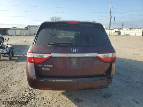 2013 Honda Odyssey EX with VIN 5FNRL5H44DB063046, listed as a Copart auction lot 41371455 with 309,518 mi miles and Salvage Title. Bid and sale history available at carsss.com. Image 6.