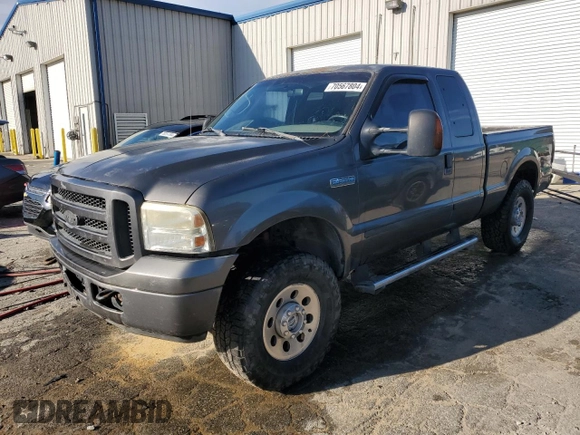 2005 Ford F-250 XL with VIN 1FTSX21505EA54080, listed as a Copart auction lot 70567804 with 283,955 mi miles and Salvage Title. Bid and sale history available at DreamBid. Image 1.