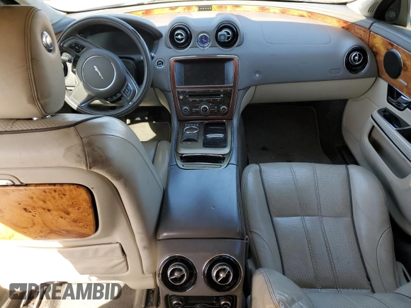 2012 Jaguar XJ Supercharged with VIN SAJWA2GE5CMV27910, listed as a Copart auction lot 51577355 with Not provided miles and Clean title. Bid and sale history available at DreamBid. Image 8.