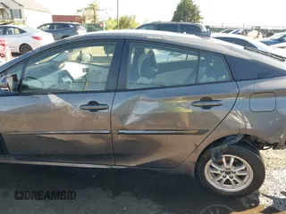 2019 Toyota Prius LE with VIN JTDL9RFU2K3005915, listed as a IAAI auction lot 42192956 with 112,503 mi miles and . Bid and sale history available at DreamBid. Image 14.
