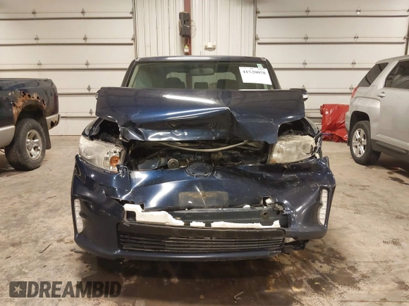 2015 Scion xB with VIN JTLZE4FE7FJ071481, listed as a IAAI auction lot 41520058 with 175,714 mi miles. Bid and sale history available at carsss.com. Image 12.
