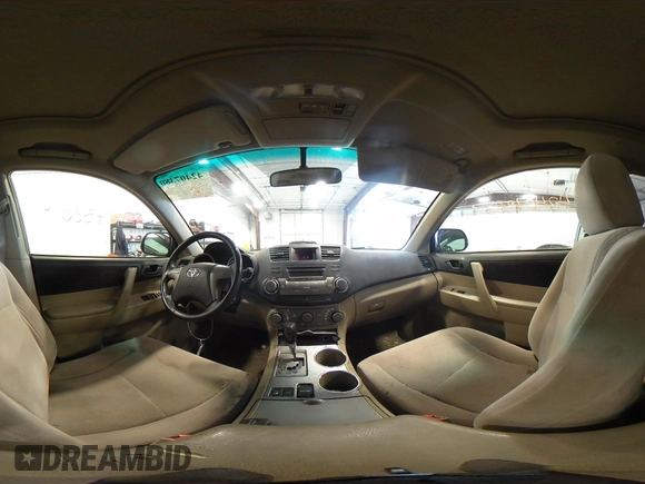 2009 Toyota Highlander z VIN JTEES41A692125192, wystawiony jako IAAI lot #42407380 z przebiegiem 362 168 mil mil oraz . Historia ofert i sprzedaży dostępna na DreamBid. Obrazek 18.