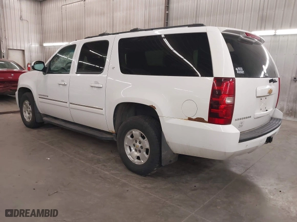 2013 Chevrolet Suburban LT with VIN 1GNSKJE74DR145680, listed as a IAAI auction lot 42114209 with 178,052 mi miles. Bid and sale history available at carsss.com. Image 3.