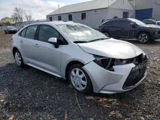 2024 Toyota Corolla LE with VIN 5YFB4MDE5RP108885, listed as a Copart auction lot 49591625 with 26,433 mi miles and Salvage Title. Bid and sale history available at carsss.com. Image 4.