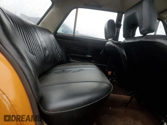 1984 FIAT 124 Spider z VIN SUP115CC602154116, wystawiony jako Copart lot #82469494 z przebiegiem 3 613 mil mil oraz Szkoda całkowita • Salvage title. Historia ofert i sprzedaży dostępna na DreamBid. Obrazek 10.