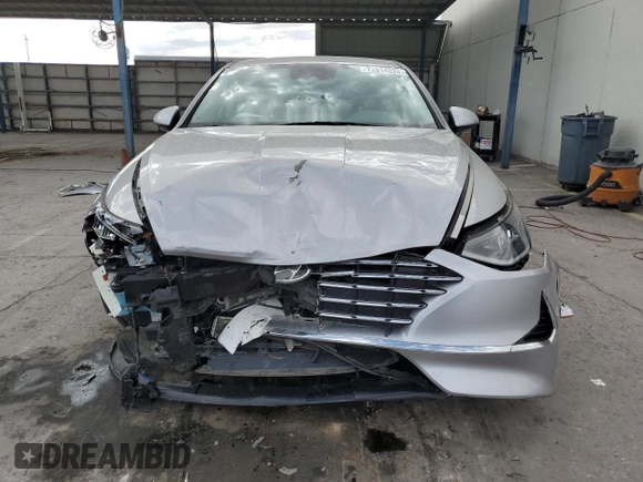 2020 Hyundai Sonata Hybrid Ultimate with VIN KMHL34JJ8LA013995, listed as a Copart auction lot 72614324 with 71,369 mi miles and Salvage Title. Bid and sale history available at carsss.com. Image 5.