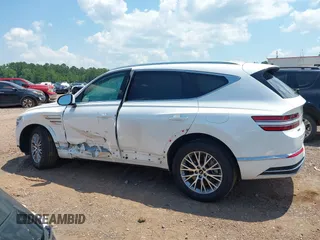 2025 Genesis GV80 Standard with VIN KMUHFESB8SU267537, listed as a IAAI auction lot 42665736 with 9,404 mi miles and . Bid and sale history available at DreamBid. Image 14.