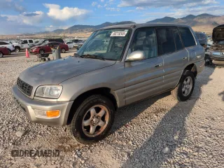 2000 Toyota RAV4 with VIN JT3HP10V4Y7161880, listed as a Copart auction lot 66219245 with 226,753 mi miles and Clean title. Bid and sale history available at DreamBid. Image 1.