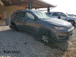 2018 Jeep Compass Latitude with VIN 3C4NJCBB4JT286569, listed as a Copart auction lot 59373045 with Not provided miles and Salvage title. Bid and sale history available at DreamBid. Image 4.