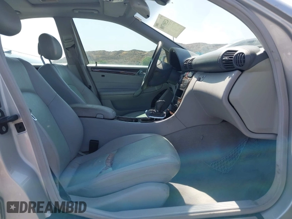 2004 Mercedes-Benz C 320 with VIN WDBRF64J14F518566, listed as a IAAI auction lot 42589700 with 192,553 mi miles and . Bid and sale history available at DreamBid. Image 5.