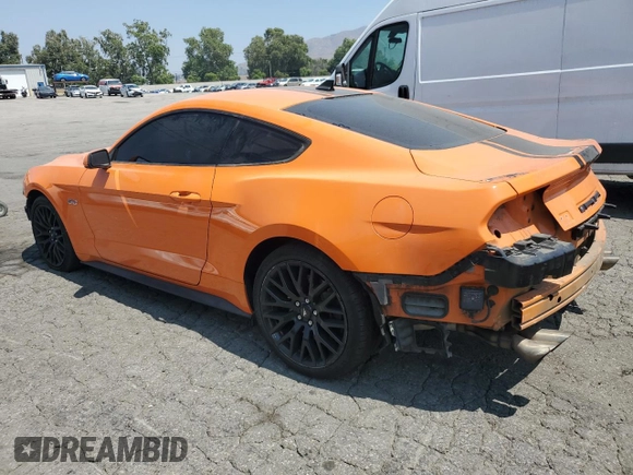 2021 Ford Mustang GT z VIN 1FA6P8CF6M5156675, wystawiony jako Copart lot #60635195 z przebiegiem 55 471 mil mil oraz Szkoda całkowita • Salvage title. Historia ofert i sprzedaży dostępna na DreamBid. Obrazek 2.