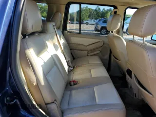 2006 Ford Explorer Eddie Bauer z VIN 1FMEU74E46UA98827, wystawiony jako Copart lot #52624135 z przebiegiem 223 740 mil mil oraz Szkoda całkowita • Salvage title. Historia ofert i sprzedaży dostępna na DreamBid. Obrazek 11.