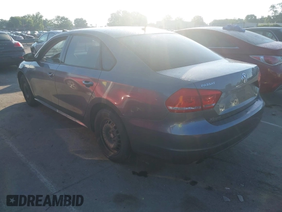 2014 Volkswagen Passat Wolfsburg Edition with VIN 1VWAT7A36EC052846, listed as a IAAI auction lot 42467068 with 186,162 mi miles and . Bid and sale history available at DreamBid. Image 3.