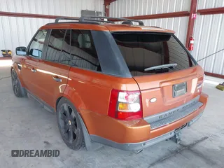 2006 Land Rover Range Rover Sport SC с VIN SALSH23486A924659, выставлен на аукционе IAAI как лот 42737458 с пробегом 160 165 миль миль и . История ставок и продаж доступна на DreamBid. Изображение 3.