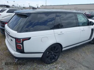 2019 Land Rover Range Rover with VIN SALGS5RE8KA550931, listed as a IAAI auction lot 41702576 with 47,568 mi miles. Bid and sale history available at carsss.com. Image 4.