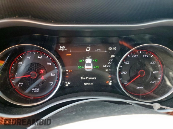 2015 Dodge Charger SXT with VIN 2C3CDXHG0FH862901, listed as a Copart auction lot 61402225 with 128,926 mi miles and Salvage title. Bid and sale history available at DreamBid. Image 9.