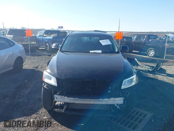 2014 Audi Q5 Premium Plus with VIN WA1LFAFPXEA073202, listed as a IAAI auction lot 41823284 with 98,779 mi miles. Bid and sale history available at carsss.com. Image 13.