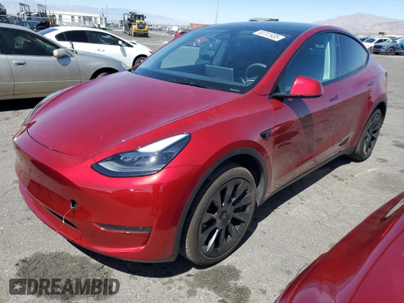 2024 Tesla Model Y с VIN 7SAYGDEDXRF008898, выставлен на аукционе Copart как лот 53741935 с пробегом 15 277 миль миль и Списание • Salvage title. История ставок и продаж доступна на DreamBid. Изображение 1.