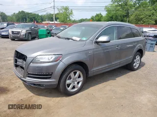 2013 Audi Q7 Premium Plus with VIN WA1LGAFE5DD014132, listed as a IAAI auction lot 42458839 with 135,687 mi miles and . Bid and sale history available at DreamBid. Image 2.
